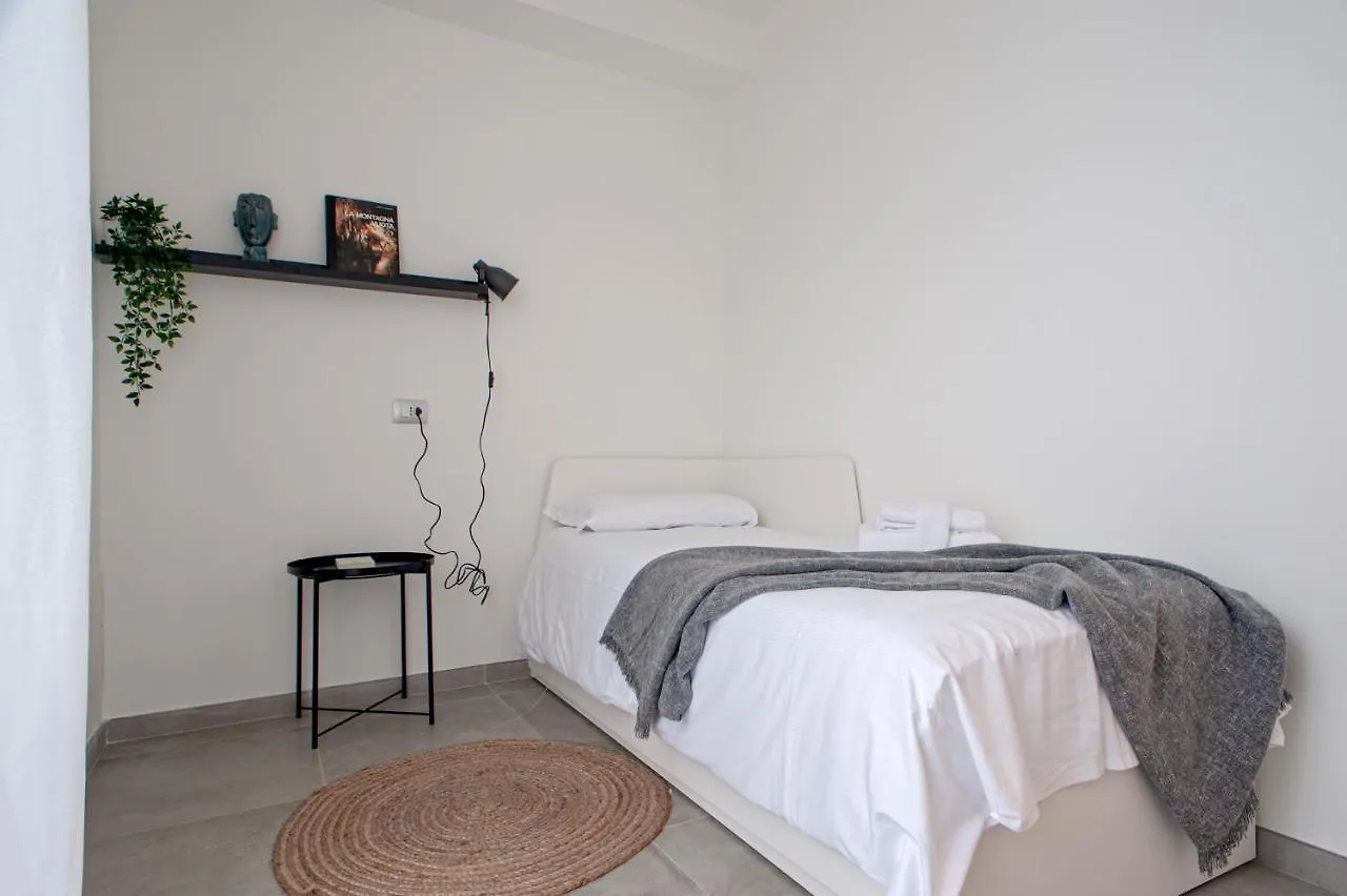 Art&Living Apartment 피에트라산타