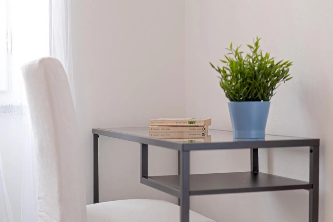 Art&Living Apartment 피에트라산타